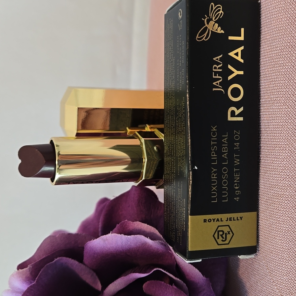 JAFRA Luxury Lipstick – Spiced Plum | Discontinued Shade | NWT - Picture 3 of 5